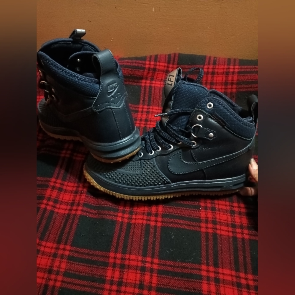 Men's Nike LF1s with water shield